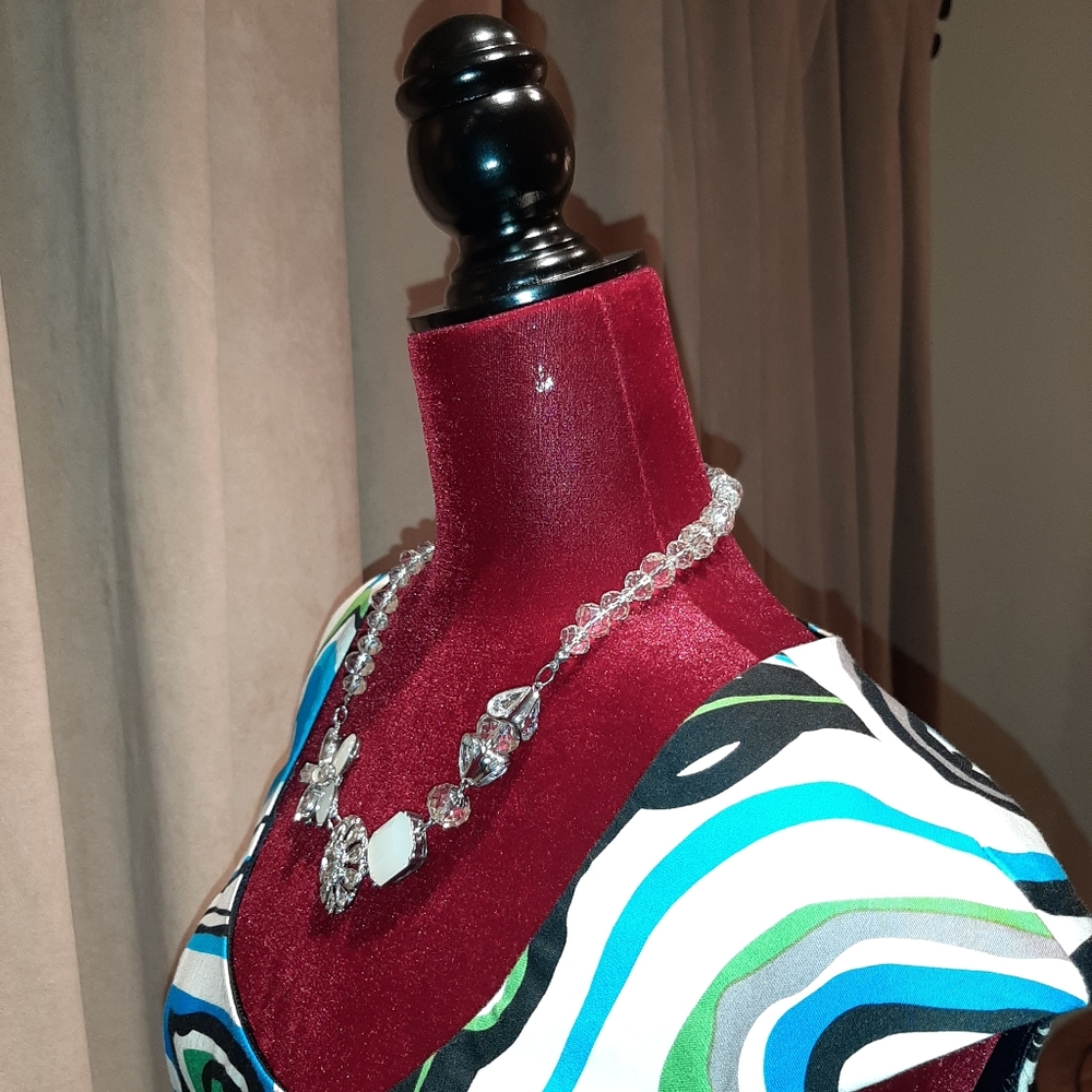 Statement necklace - Picture 5 of 15